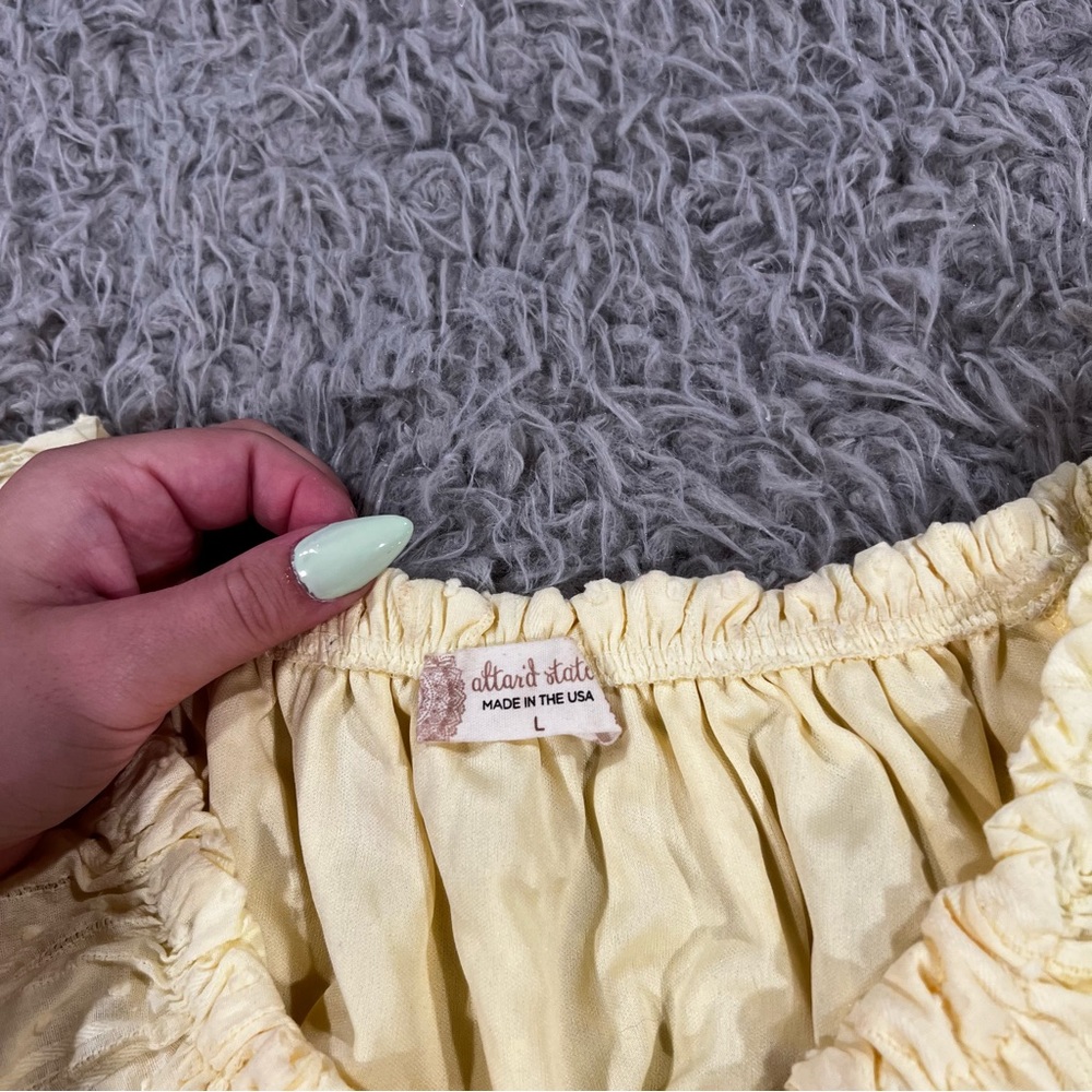 Altar’d State Top - Picture 2 of 2